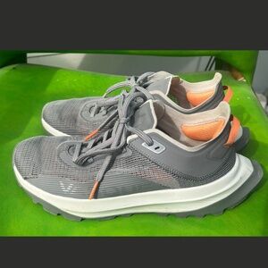 Vasque Re:Connect Here Hiking Shoes Low Profile Recycled Grey Mesh Wmn's Size 8
